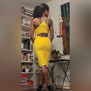 Yellow BCBGeneration spaghetti strap midi bodycon dress, XS